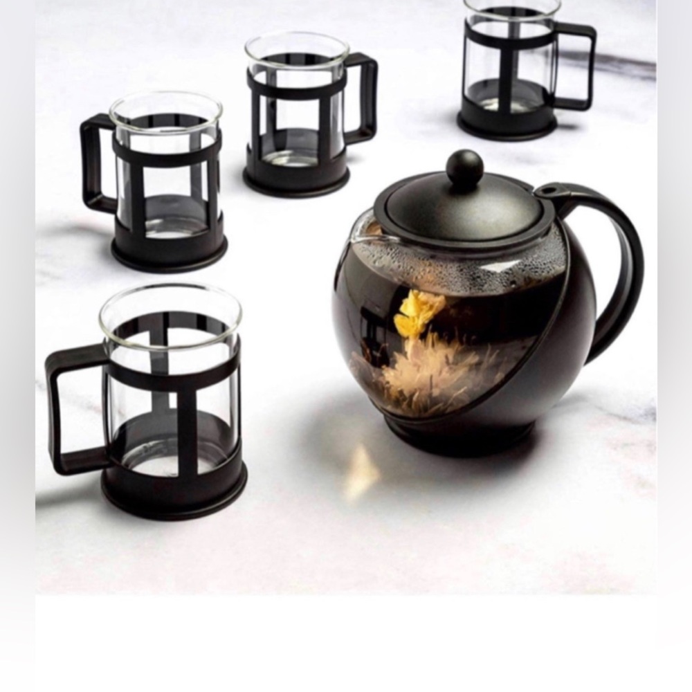 Primula Half Moon Teapot Set with 4 Tea Cups